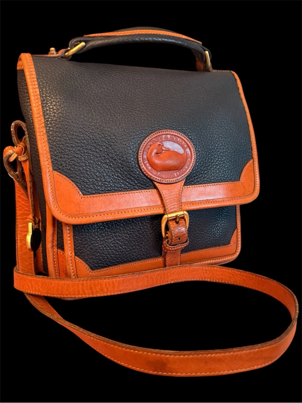Vintage Dooney & Bourke All-Weather Leather Surrey Carrier bag